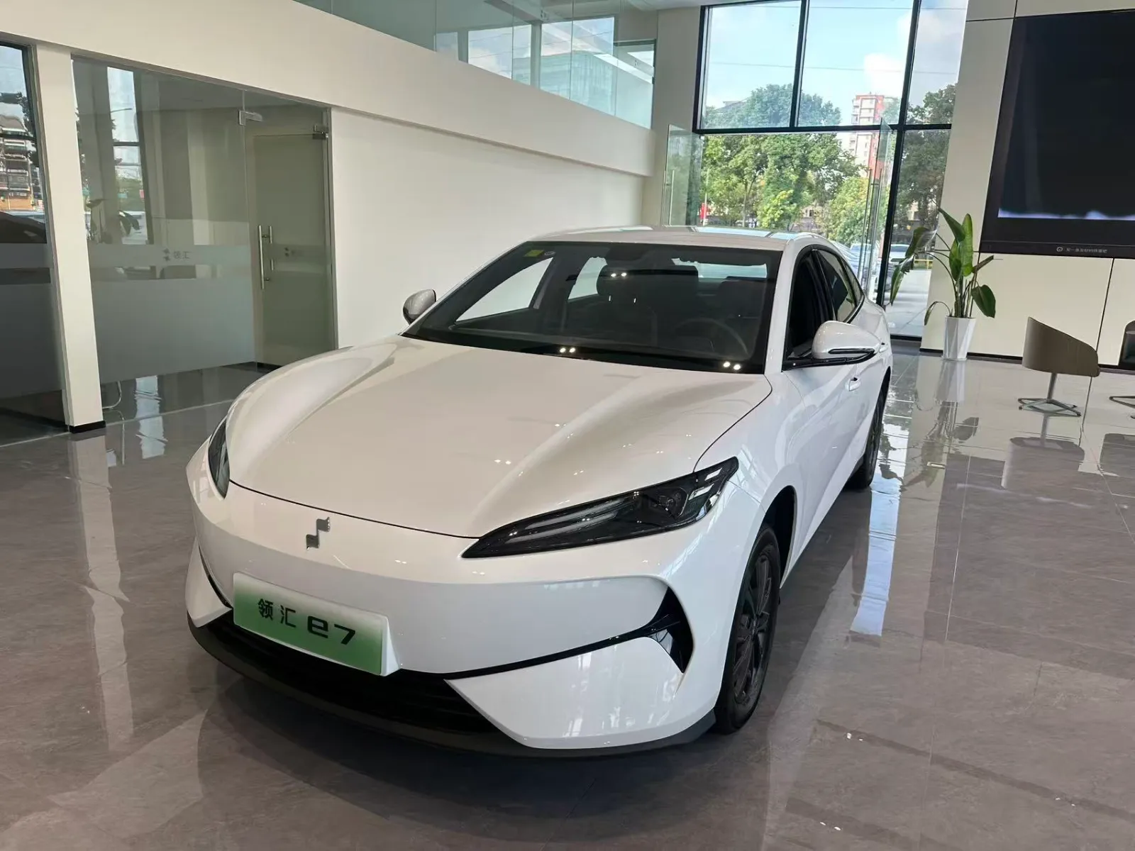 LINGHUI E7